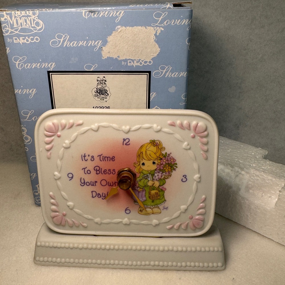 Precious Moments Enesco 2001 It's Time To Bless Your Own Day Clock 102926 Girl